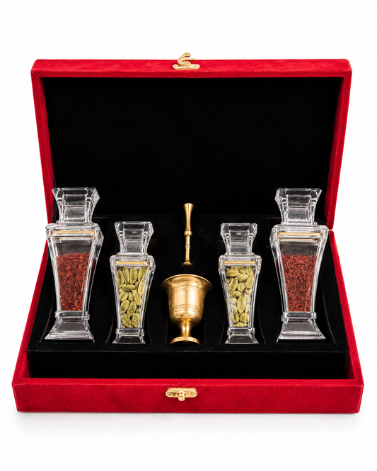 Four-piece velvet packaging with diamonds